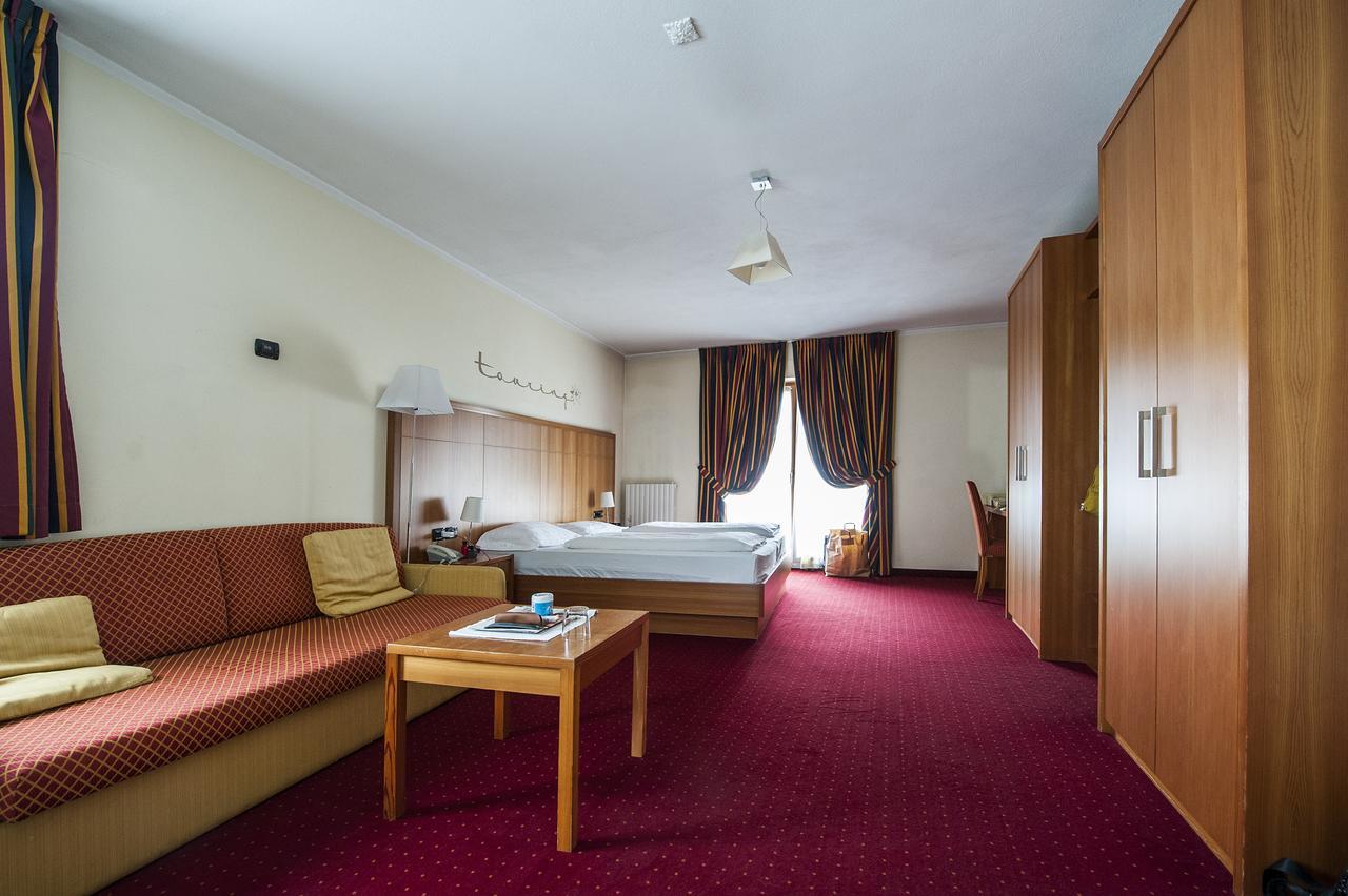 Hotel Touring Livigno Ngoại thất bức ảnh